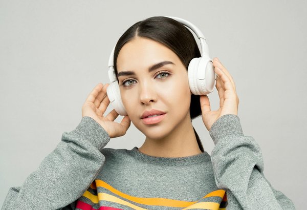 Adoptez le style pin-up : les must-have pour une allure chic !